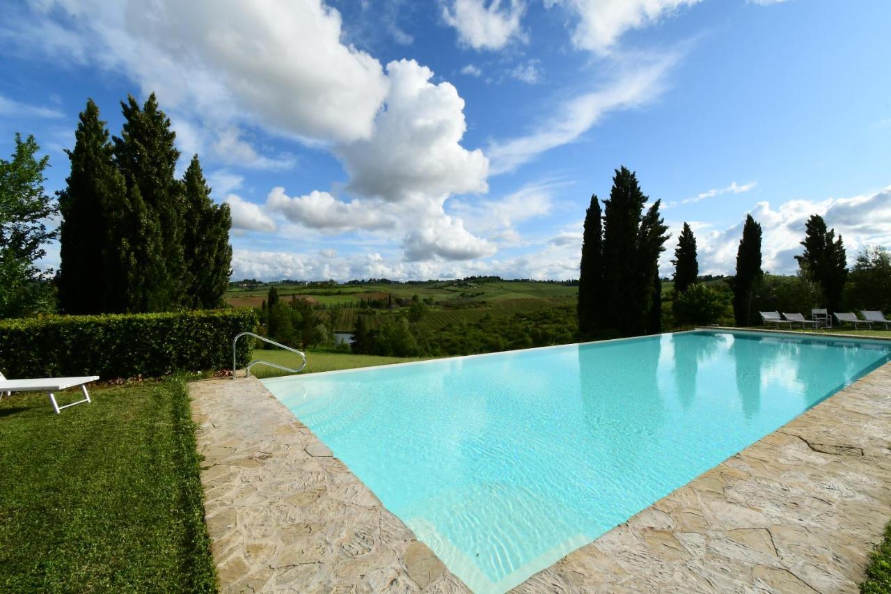 Le Rocche Di Valiano Aparthotel Bagian luar foto