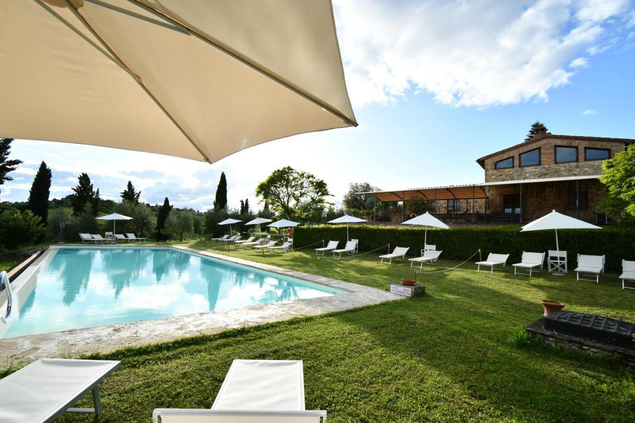 Le Rocche Di Valiano Aparthotel Bagian luar foto