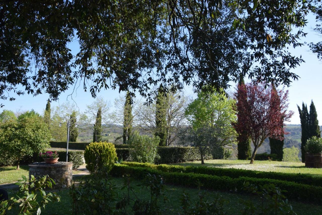 Le Rocche Di Valiano Aparthotel Bagian luar foto
