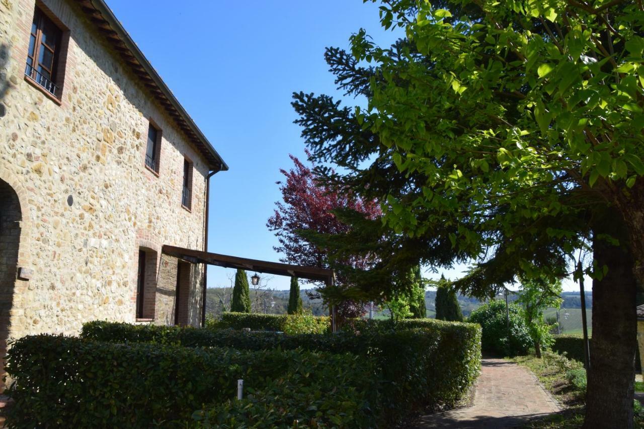 Le Rocche Di Valiano Aparthotel Bagian luar foto
